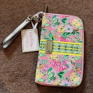 Lily Pulitzer travel wallet
